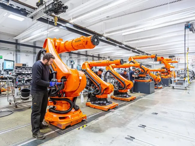 Jak eliminacja wąskich gardeł wpływa na wydajność procesu produkcji