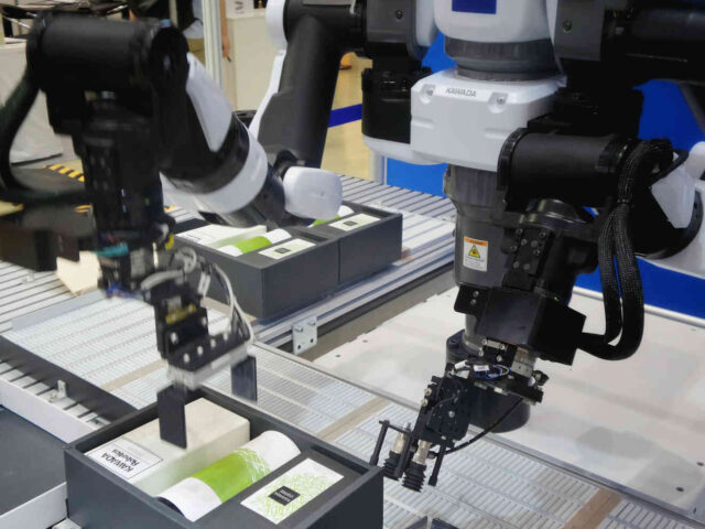 Korzyści i zmiany płynące z automatyzacji i robotyzacji oraz Industry 4.0