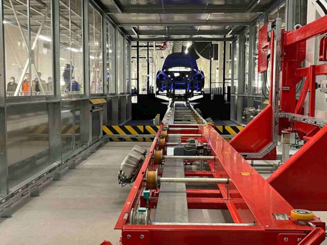 Wykorzystanie AI w procesach produkcyjnych w branży automotive